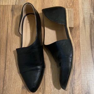 Catherine Malandrino slip on flats